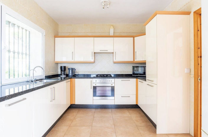 Image No.6-Villa de 5 chambres à vendre à Valtocado