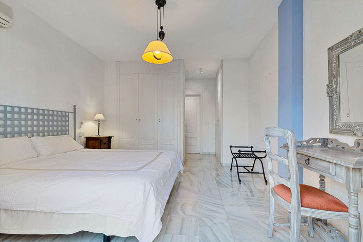 Image No.10-3 Bed Townhouse for sale