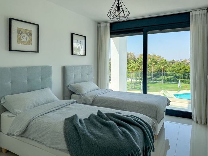 Image No.5-2 Bed Penthouse for sale