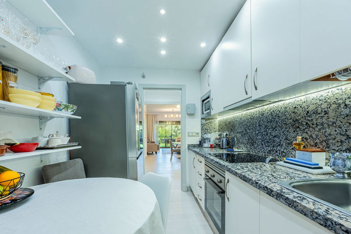 Image No.12-2 Bed Apartment for sale