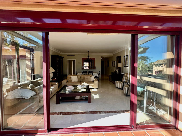 Image No.3-3 Bed Apartment for sale