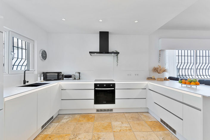 Image No.8-5 Bed Villa for sale