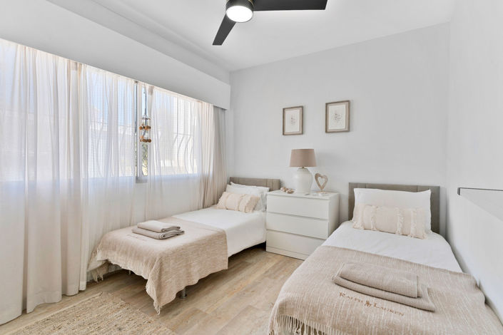 Image No.12-5 Bed Villa for sale