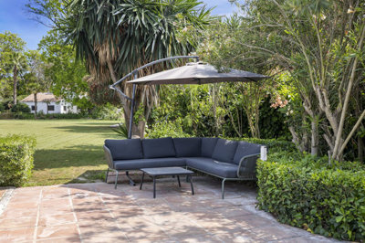 6gw0fjg2fal43-a8f5d713bac48f35147f2e8bcee9619