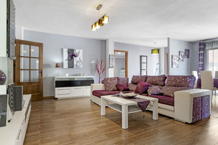 Image No.4-Villa de 6 chambres à vendre à Estepona