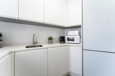 lqp2yypsavd9-467d0cee5b725f3ef65f102a0c2e69c0