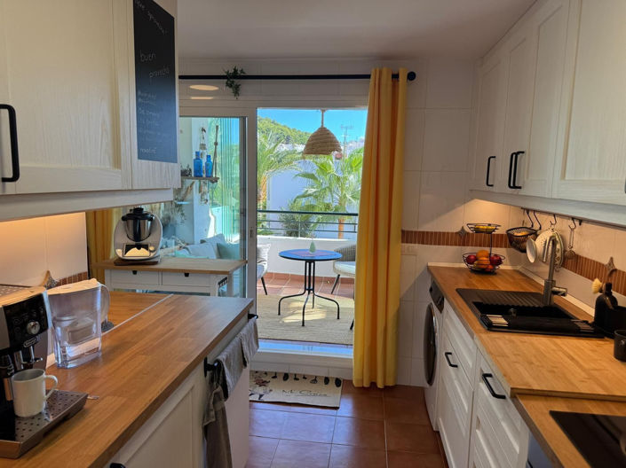 Image No.8-2 Bed Apartment for sale