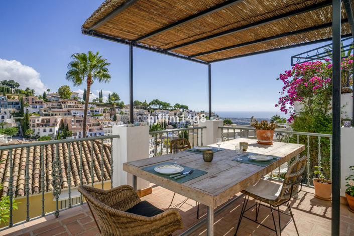 Image No.4-3 Bed Townhouse for sale