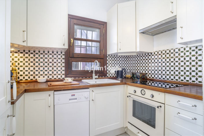 Image No.9-3 Bed Townhouse for sale