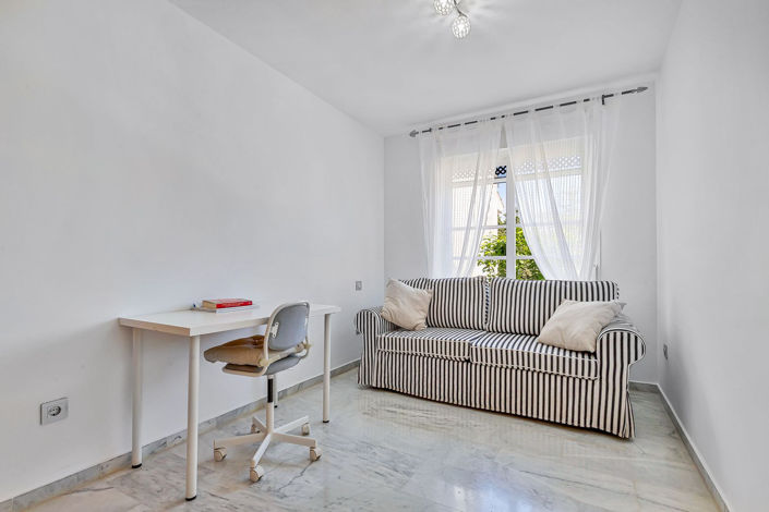 Image No.5-Maison de ville de 5 chambres à vendre à Calahonda