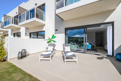 shvra2rqbkr10-bb915d1cb19341576dcdc994b81ab9c