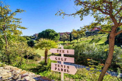 uom6mpyokl16-ec67b526875bf0124b6ce4328a754439