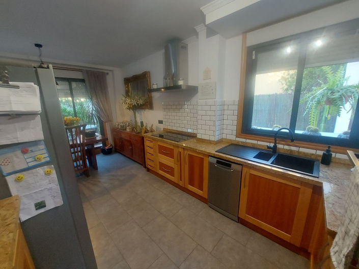 Image No.12-3 Bed Villa for sale