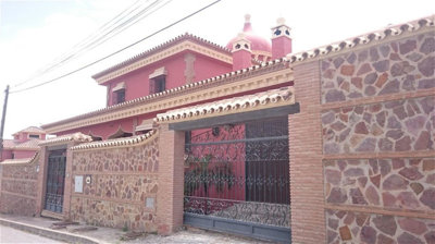 xqkus33j3gd4-c23c0f86247804fa50226aecd8b0b2c8