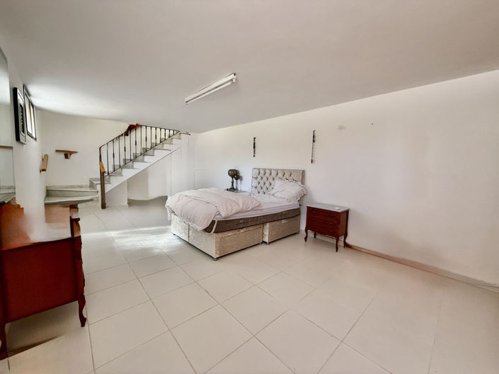 Image No.15-3 Bed Villa for sale