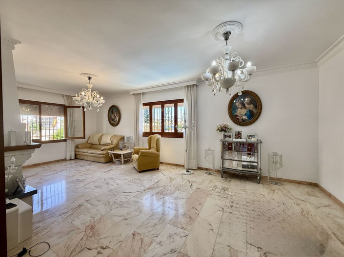 Image No.5-3 Bed Villa for sale