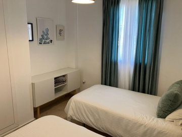 02iud0txk9hp11-20939a0134ad724a8cb2a801094d15