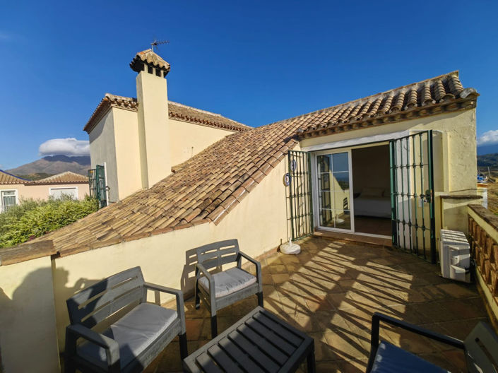 Image No.1-Villa de 3 chambres à vendre à Estepona