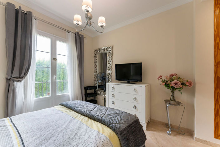 Image No.12-3 Bed Villa for sale