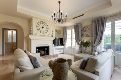 wm9otnmvhkh5-3595ad71cbd87be6c3643a4285ef4791