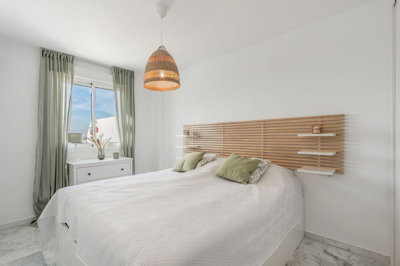 zfpoxaruvph11-20939a0134ad724a8cb2a801094d15a