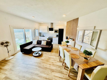 y8ecj3swn9o15-11d12f2f454f2f5e9b981fdd8b901d5