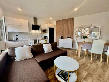 0sj0ip6z5l323-79897b85162c6a486c7a4d1eb46924d