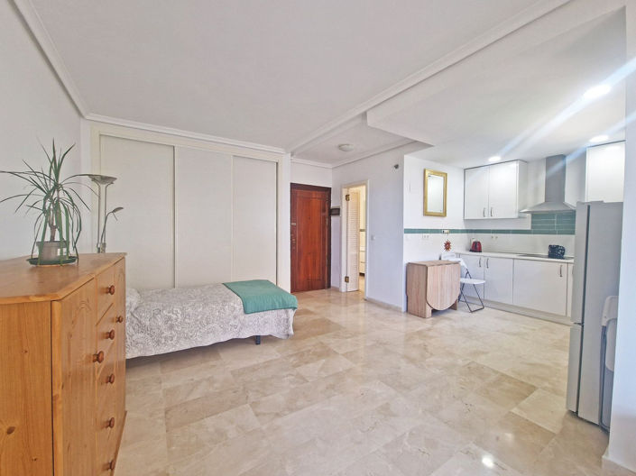 Image No.8-Apartment for sale