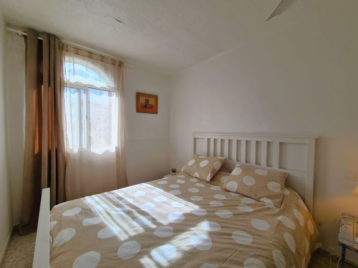 Image No.13-2 Bed Townhouse for sale