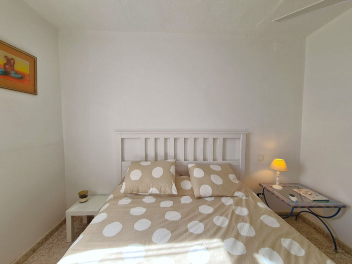 Image No.14-2 Bed Townhouse for sale