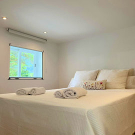 4cf08z6xgu210-bb915d1cb19341576dcdc994b81ab9c