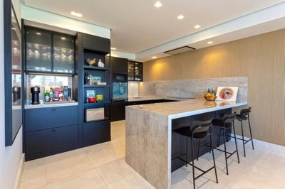 vgmlvwavgd2-5bd7b9d04b45e33852eaf0ec6670150d