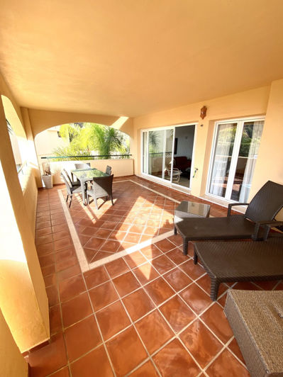 Image No.5-Appartement de 3 chambres à vendre à Elviria