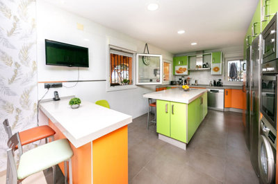 lu1mslyrtlo11-20939a0134ad724a8cb2a801094d15a