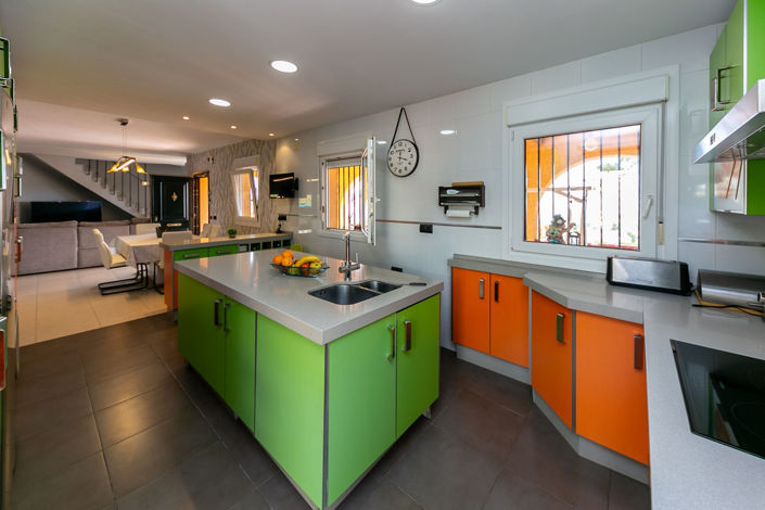 Image No.8-4 Bed Villa for sale