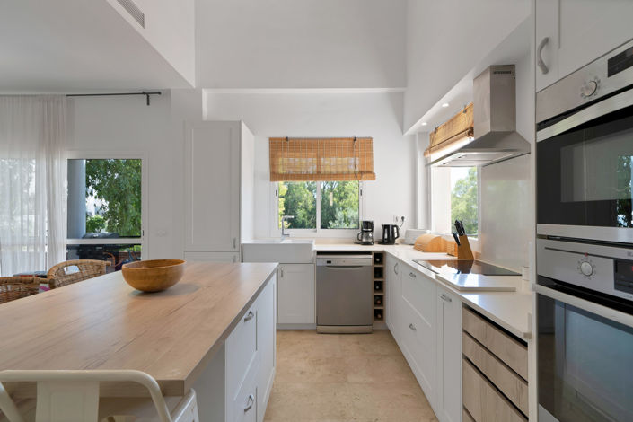 Image No.10-5 Bed Villa for sale