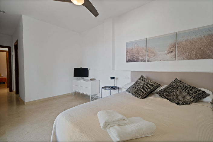 Image No.12-5 Bed Villa for sale