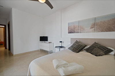 josrhia4lf23-79897b85162c6a486c7a4d1eb46924dd