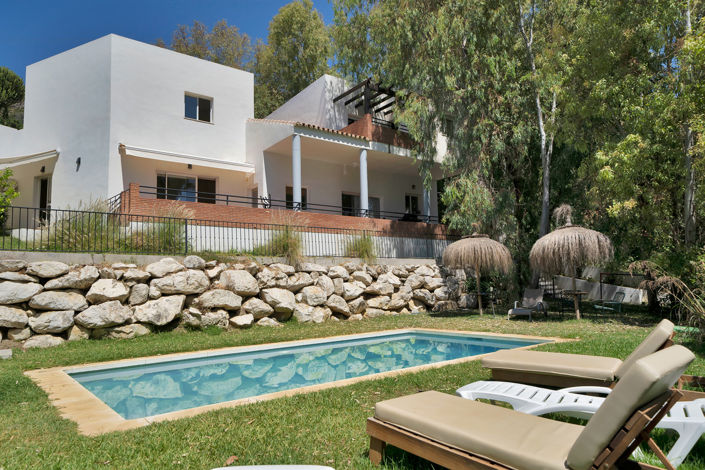 Image No.2-5 Bed Villa for sale