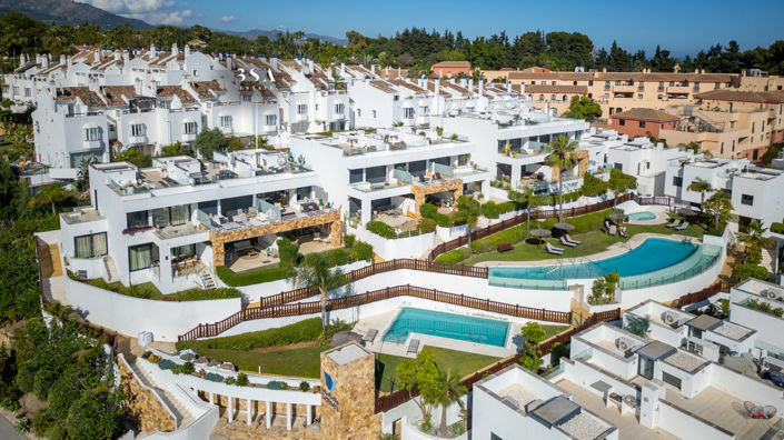 Image No.1-3 Bed Townhouse for sale