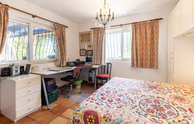 m5gn16yci2931-5e8b9eb86a2d455eeaf43a7bbf3ccd1