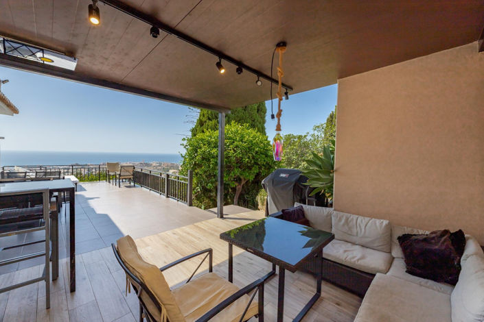 Image No.3-4 Bed Villa for sale