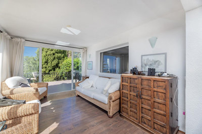 he8dv7nf3x418-cc72f169493c096e712837ff5d8b6e4