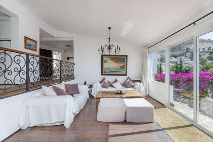 Image No.8-4 Bed Villa for sale