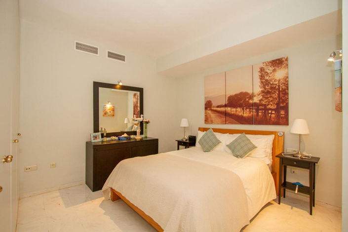 Image No.10-2 Bed Apartment for sale