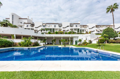Appartement de 2 chambres à vendre à Estepona