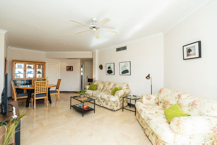 Image No.3-Appartement de 2 chambres à vendre à Estepona