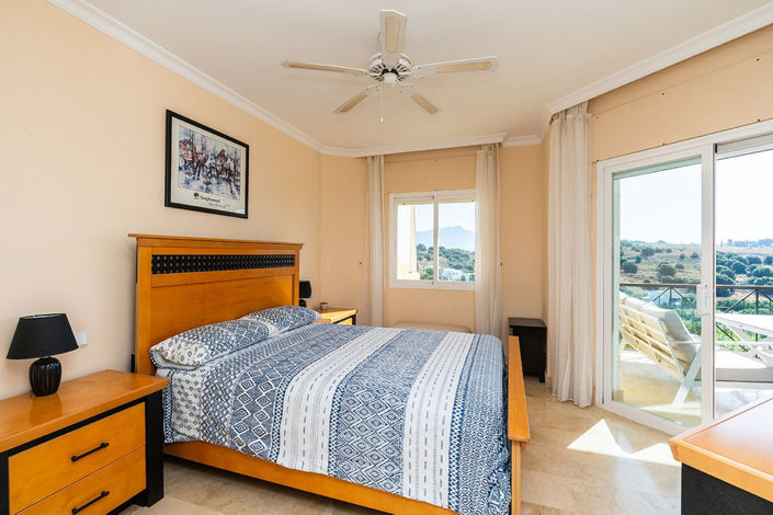 Image No.8-Appartement de 2 chambres à vendre à Estepona