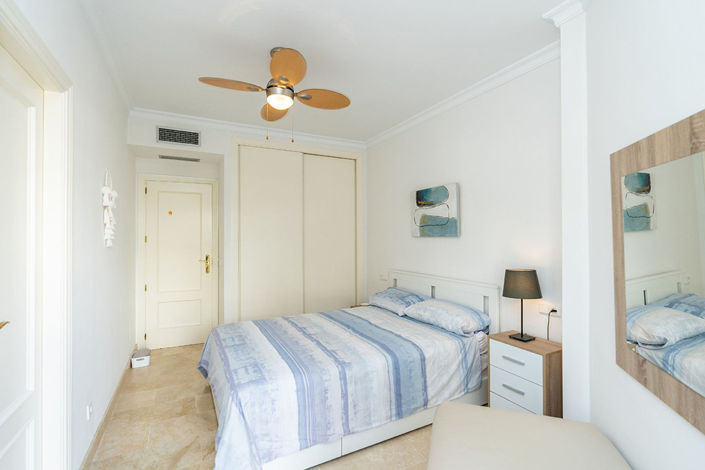 Image No.9-Appartement de 2 chambres à vendre à Estepona