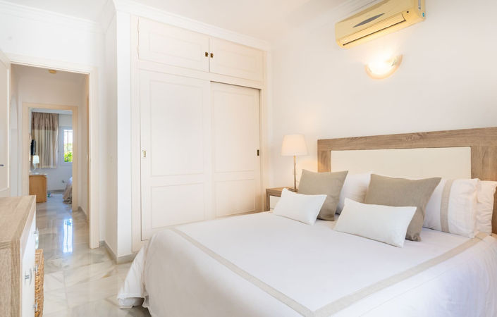 Image No.10-2 Bed Apartment for sale